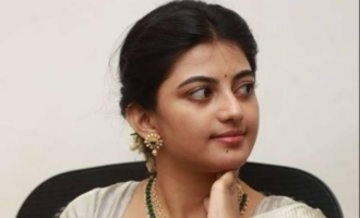 Actress Kayal Anandhi pregnant?