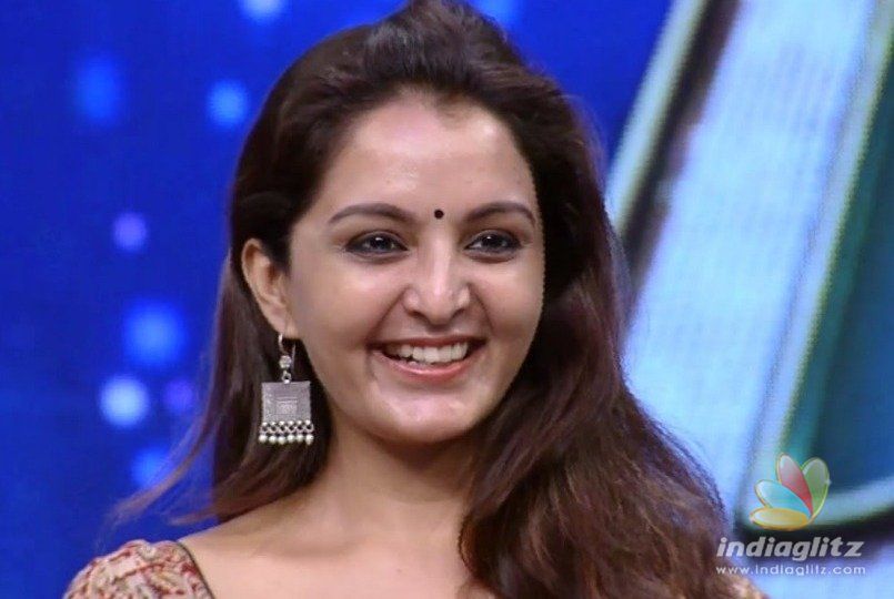 Manju Warrier meets with accident rushed to hospital