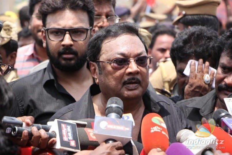 M.K. Azhagiri challenges DMK with peace march