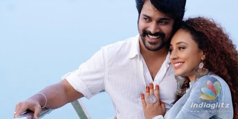 Watch: Srinish Aravind singing to his wife Pearles baby bump