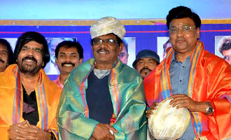 Books Launch of Director Perarasu in Ennai Pramikka Vaitha Prabalanga