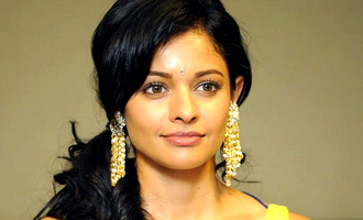 There's a lot of romance in 'Viswaroopam 2' - Pooja Kumar