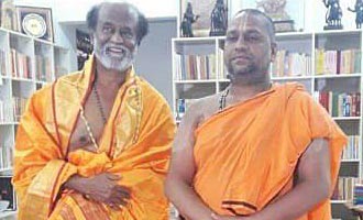 Rajinikanth visited mantralayam Ragavendra temple