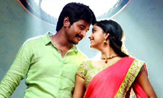 'Rajinimurugan' will not release this year