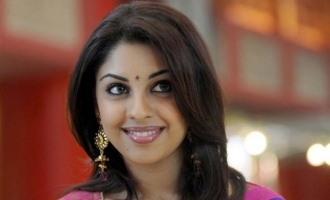 'Mayakkam Enna' & 'Osthi' actress Richa Gangopadhyay marries her school sweetheart