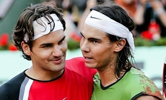 Federer's heartwarming message after Rafael Nadal equals his all time record!