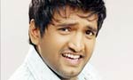 Tollywood beckons Santhanam