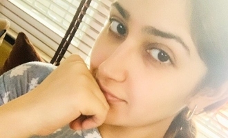 Mouth Watering! Sayyeshaa is cooking different foods everyday for Arya