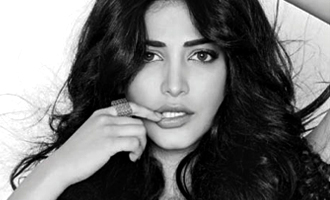 Shruti Haasan  begins 'Sangamithra' with Hollywood expert