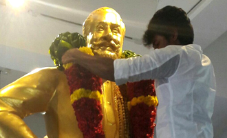 Sivakarthikeyan pays homage to Nadigar Thilagam Sivaji Ganesan memorial