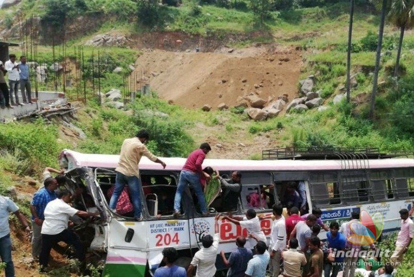 30 feared to be dead in Telengana bus accident