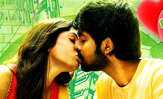 G.V. Prakash Kumar captures  Vijay's date