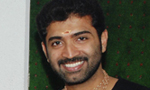 Arun Vijay turns singer with 'Thadaiyara Thaakka'