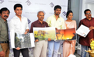 Madhan Karky @ Uma Jayabalan Photo Exhibition