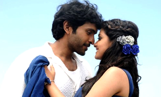 Idhu Enna Maayam Review