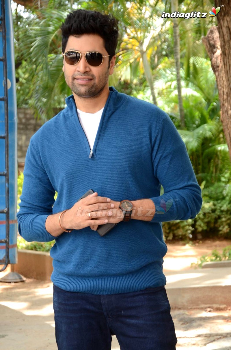 Adivi Sesh