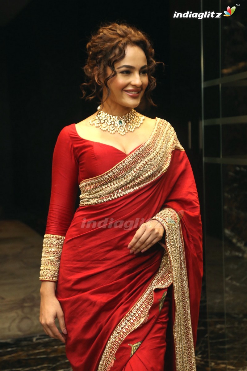 Seerat Kapoor