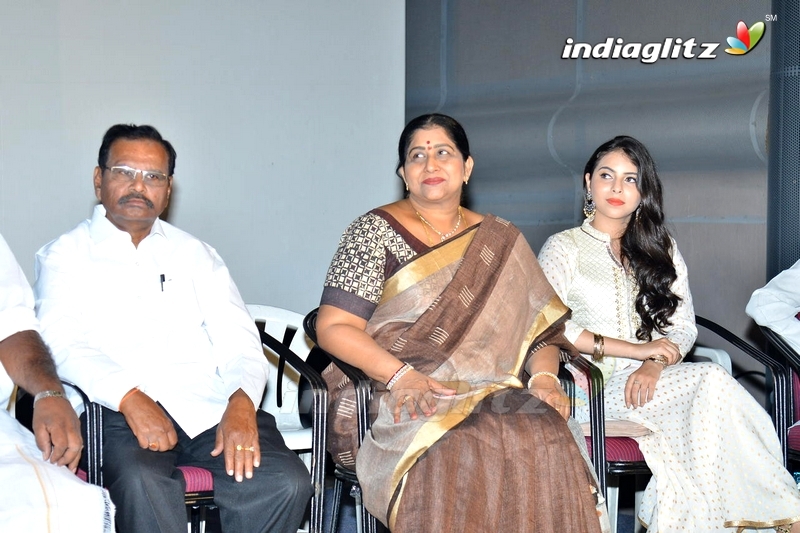 '2 Friends' Audio Launch