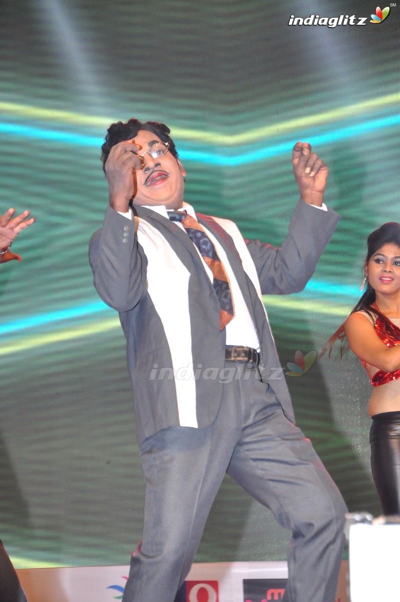 'Aatadukundam Raa' Audio Launch (Set-1)