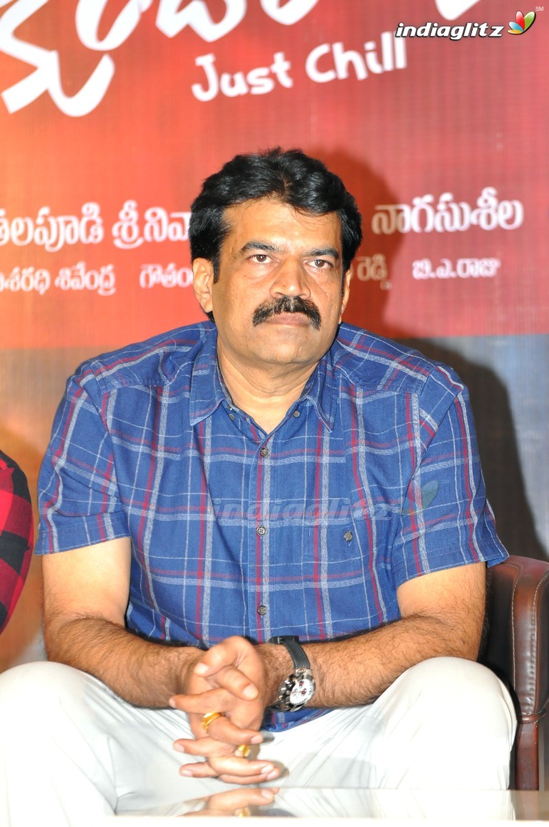 'Aatadukundam Raa' Success Meet