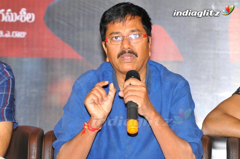 'Aatadukundam Raa' Success Meet