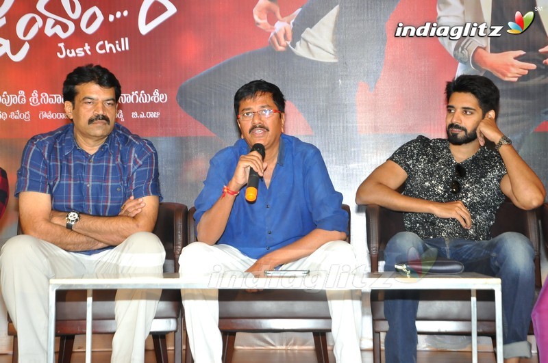 'Aatadukundam Raa' Success Meet