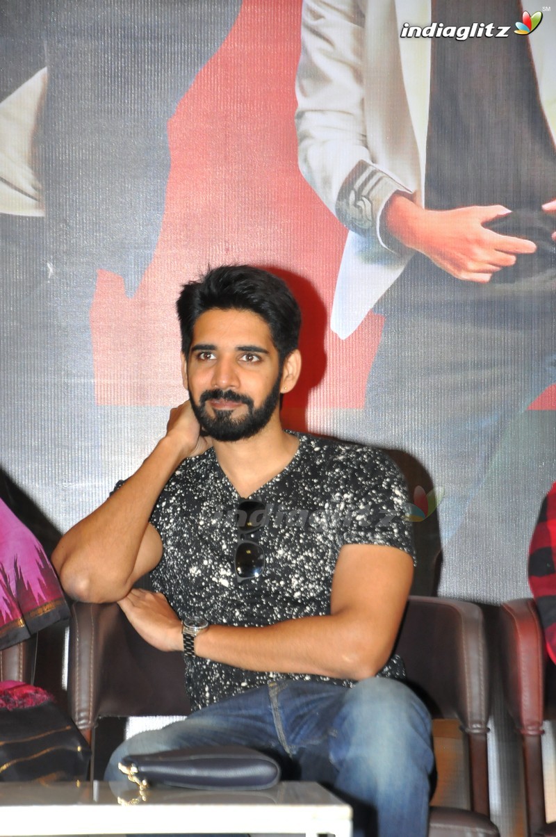 'Aatadukundam Raa' Success Meet