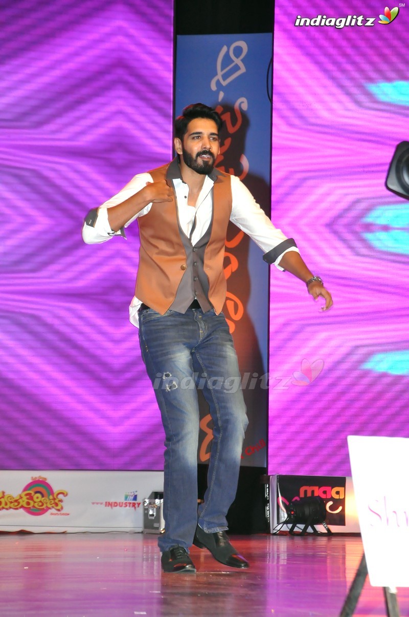 'Aatadukundam Raa' Audio Launch (Set-2)