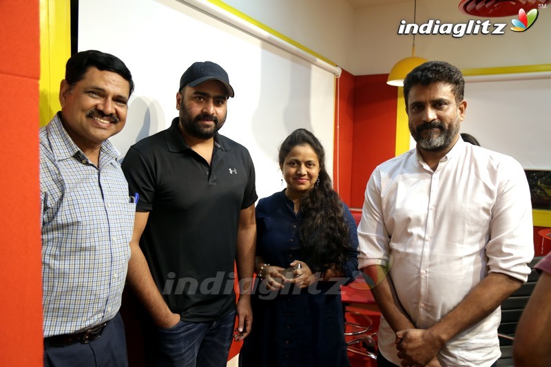 Aatagallu First Single Neevalle Neevalle launch at Radio Mirchi