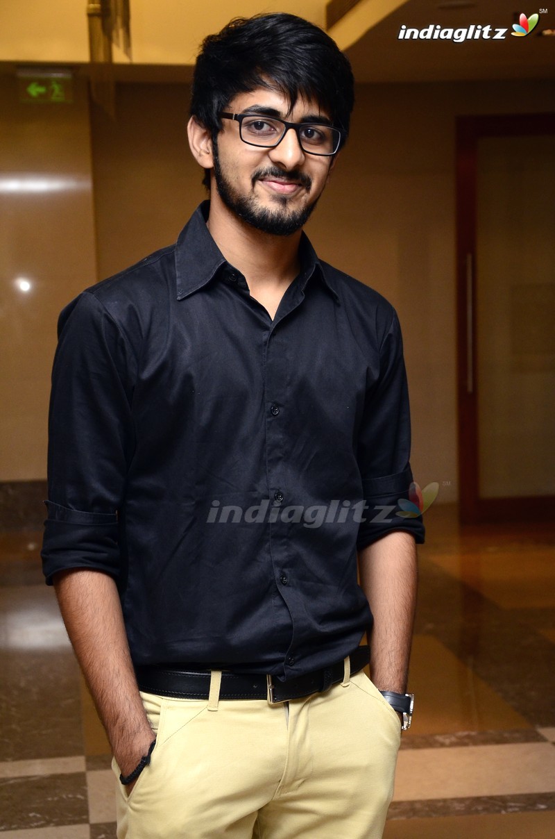 Aayush Agarwal (Mom Fame) Press Meet