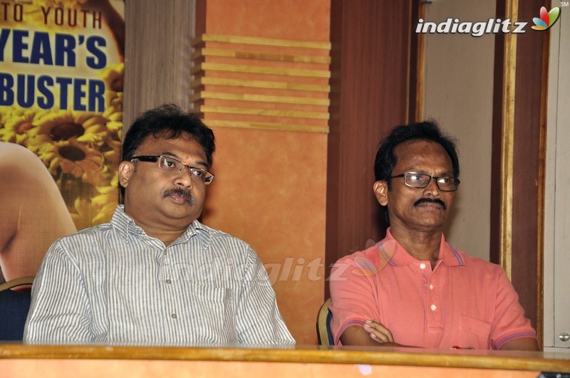 'Abbaitho Ammai' Success Meet