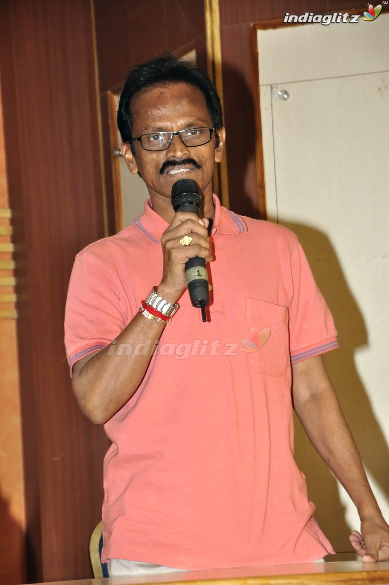 'Abbaitho Ammai' Success Meet