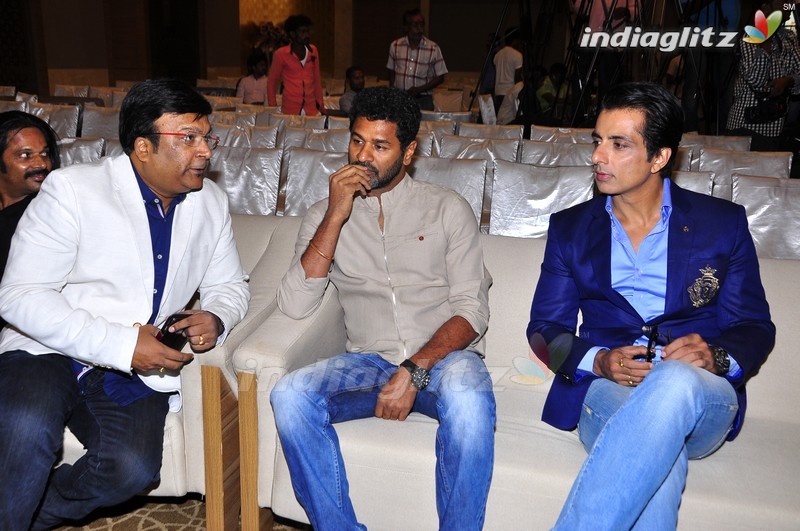 'Abhinetri' First Look Launch