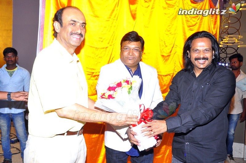 'Abhinetri' First Look Launch