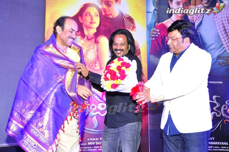 'Abhinetri' First Look Launch