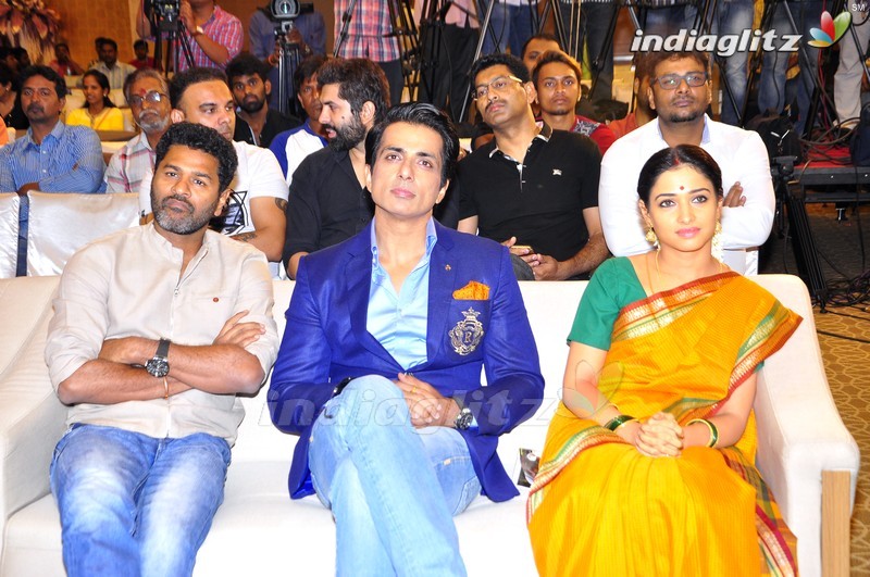 'Abhinetri' First Look Launch