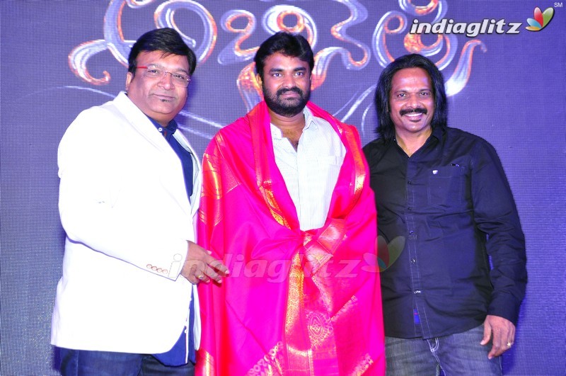 'Abhinetri' First Look Launch