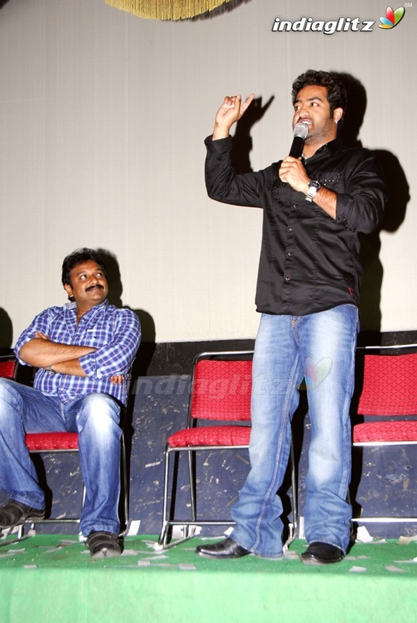 'Adhurs' Triple Platinum Disc Function