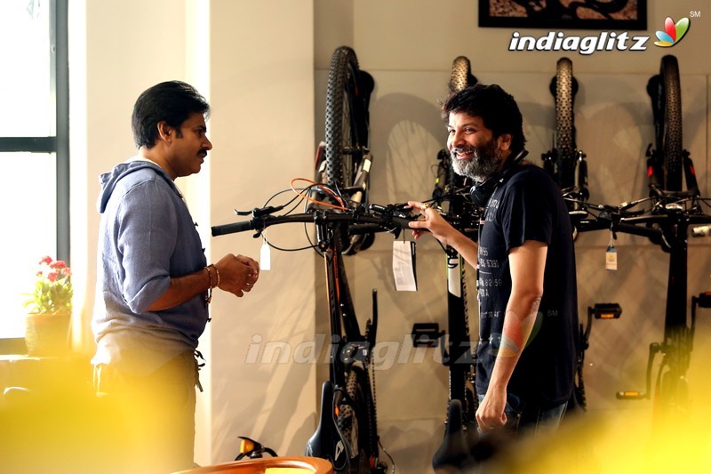 'Agnyathavasi' On Location