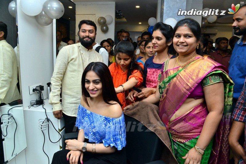 Aksha Launches Studio 11 Salon