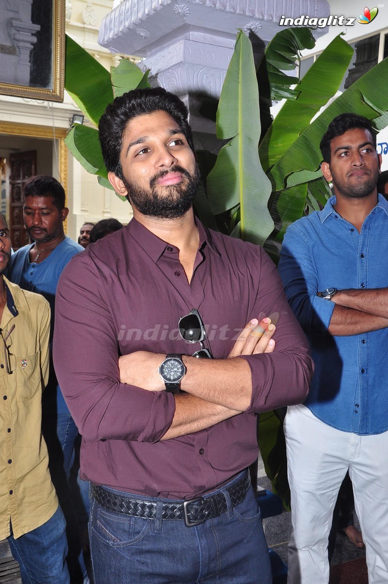 Allu Arjun - Harish Shankar Combo 'DJ' Launched