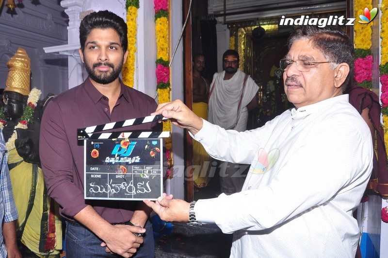 Allu Arjun - Harish Shankar Combo 'DJ' Launched