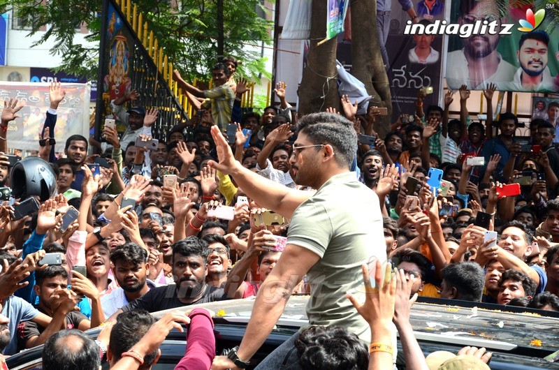 Allu Arjun Watches Naa Peru Surya at Sandhya Theater, Hyd