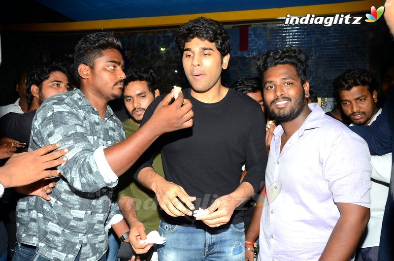 Allu Sirish @ Shanti Theater