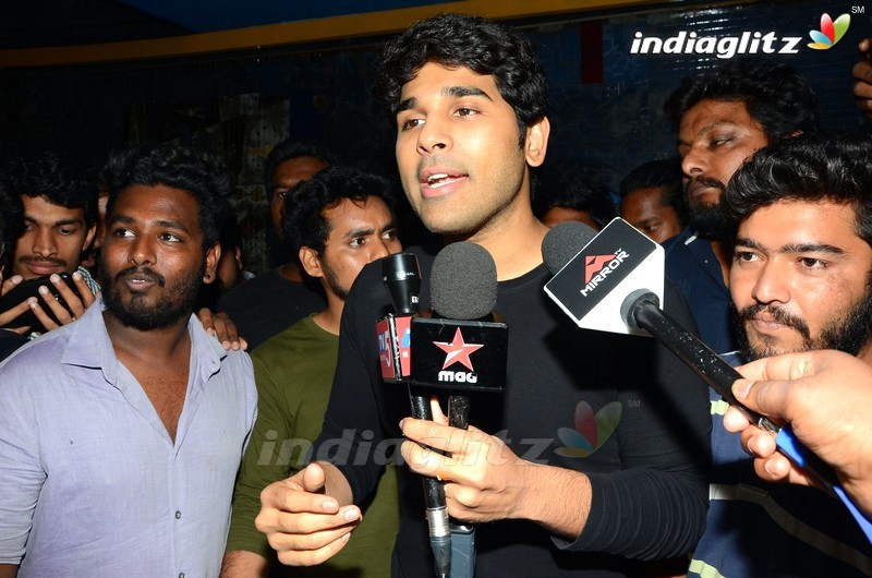 Allu Sirish @ Shanti Theater