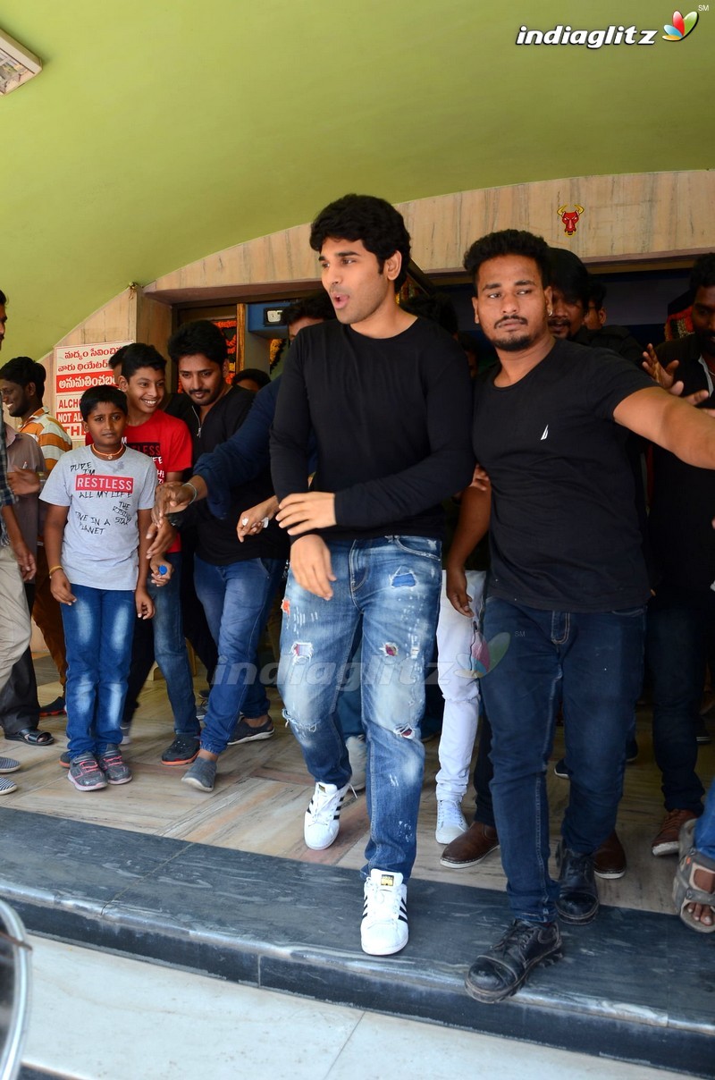 Allu Sirish @ Shanti Theater