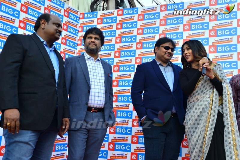 Anu Emmanuel @ Bigc Deepavali Prize Distribution