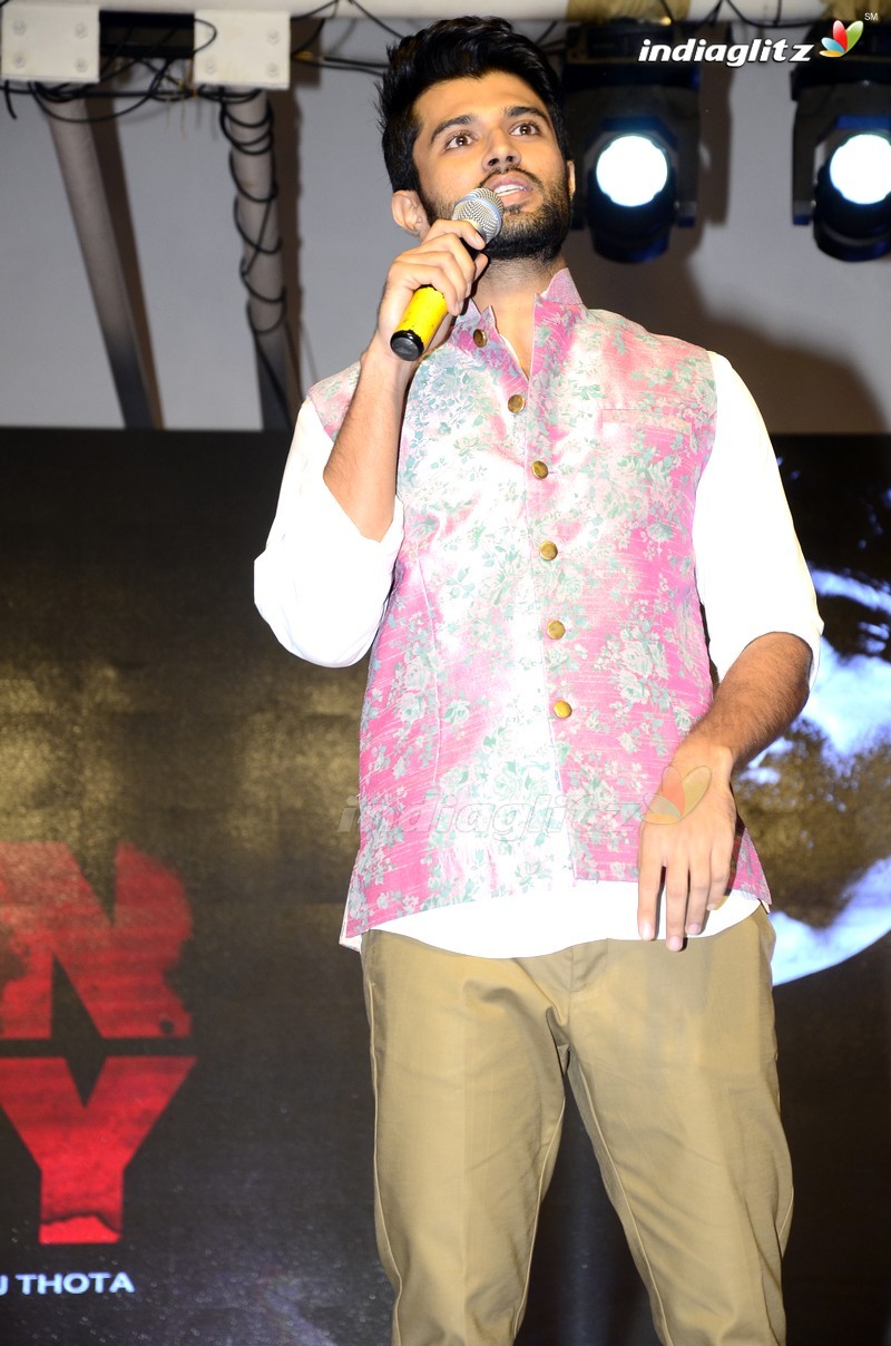 'Arjun Reddy' Pre - Release Function