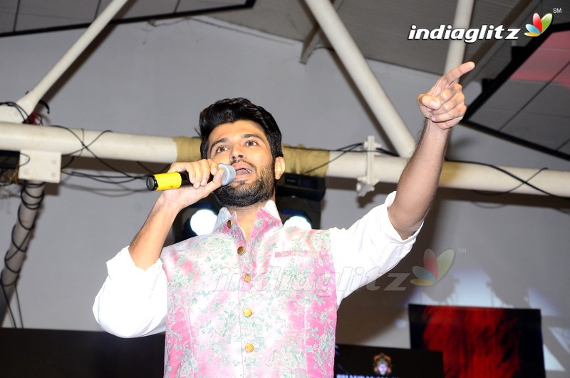 'Arjun Reddy' Pre - Release Function