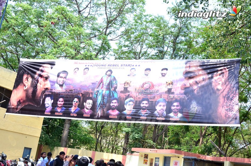 'Baahubali 2' Prabhas Fans Hungama at Sudarshan Theater, Hyd